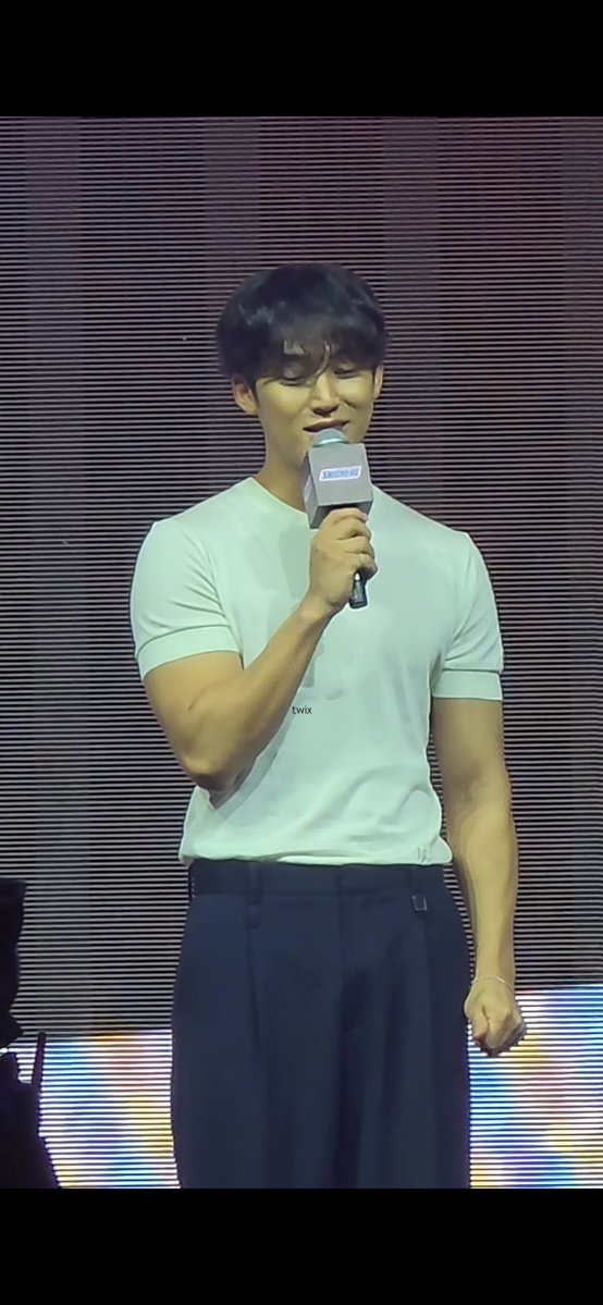 twix | 🛋️ tweet media