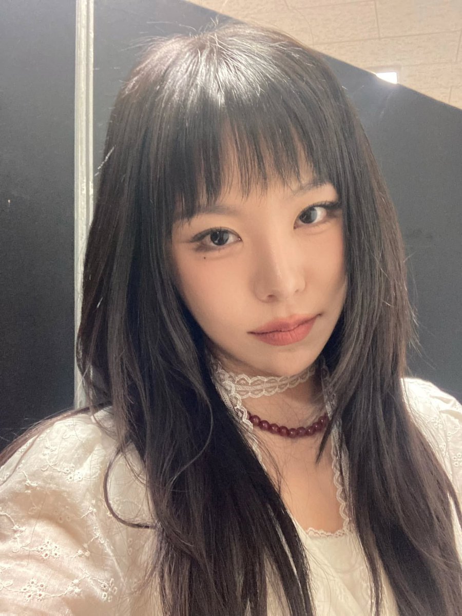 휘니마니모 tweet media