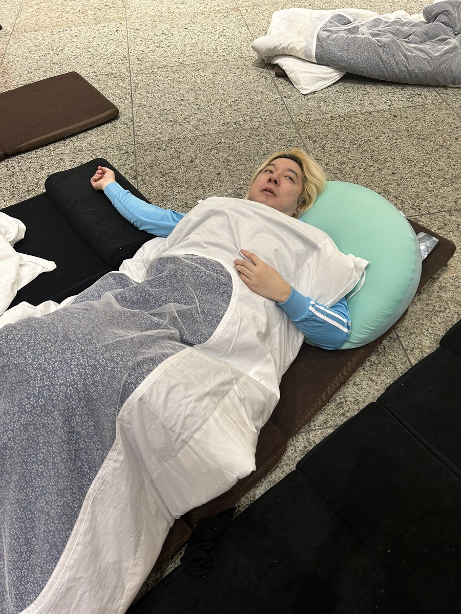 溜口佑太朗（ラブレターズ） tweet media