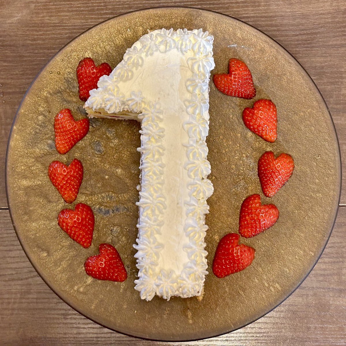 よよよ tweet media