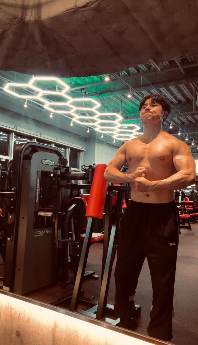 西野(筋肉) tweet media