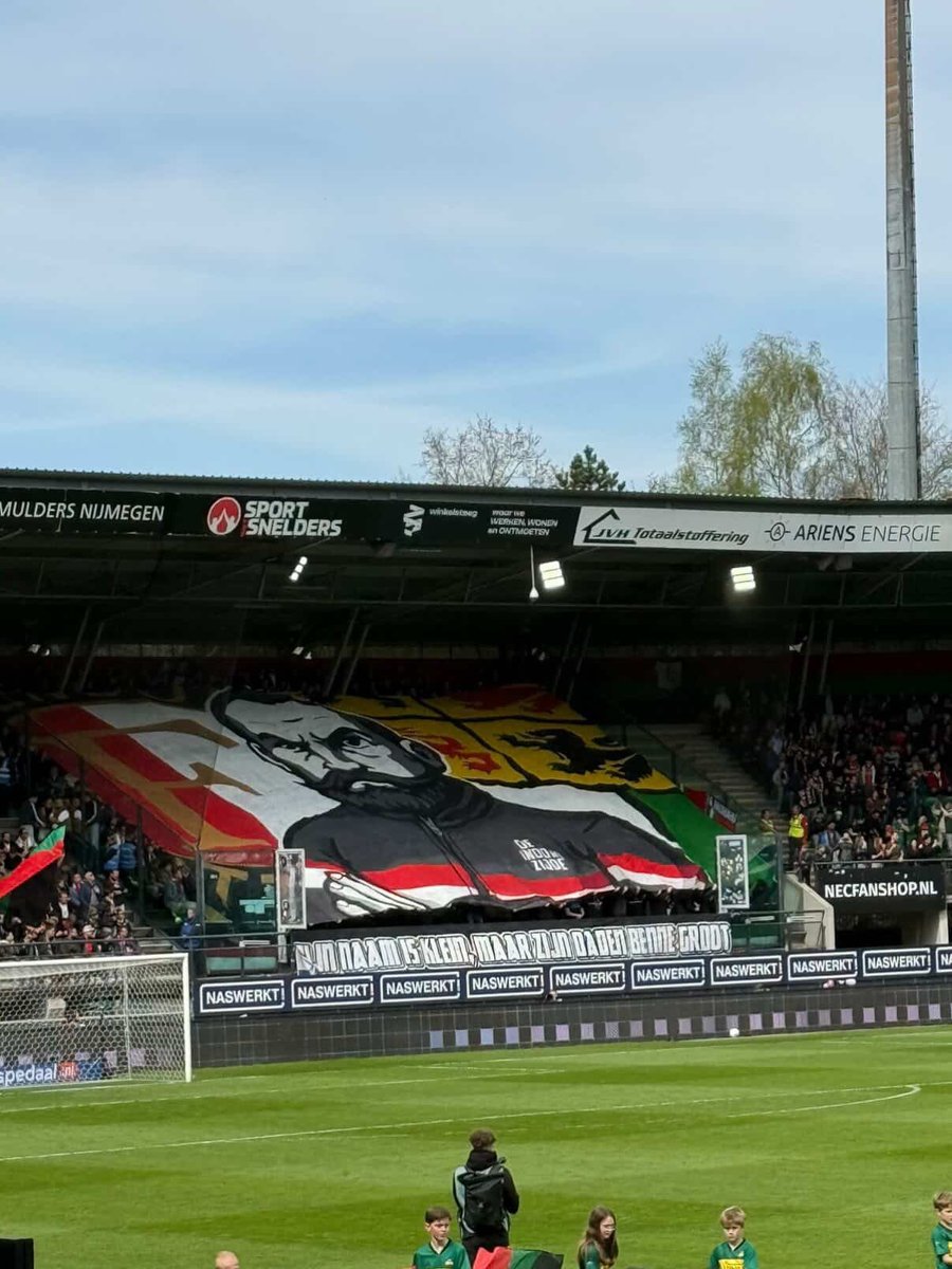 Voetbal Ultras tweet media