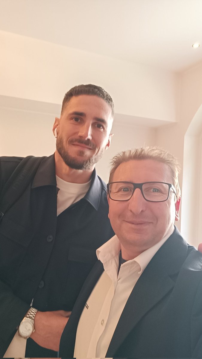 giovanni giovy tweet media