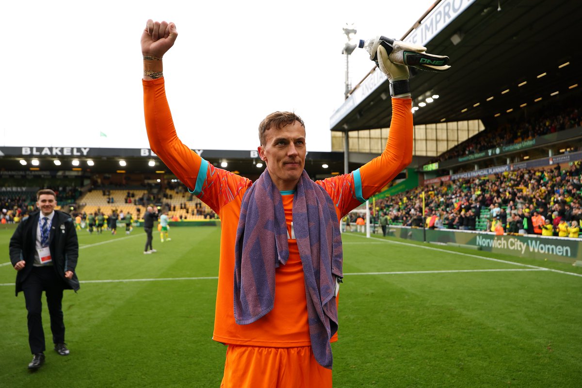 Ipswich Town tweet media