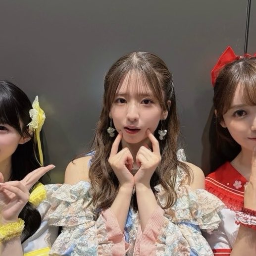 ss32_____'s tweet photo. 天才アイドルでガチ愛おしい https://t.co/L4EL1S87go