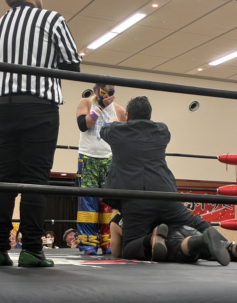jun__dexter's tweet photo. 千円。五千円。一万円。三万円！！！

#basara_pw
#竜先生お久しぶり大阪 https://t.co/OQUMKKozCK