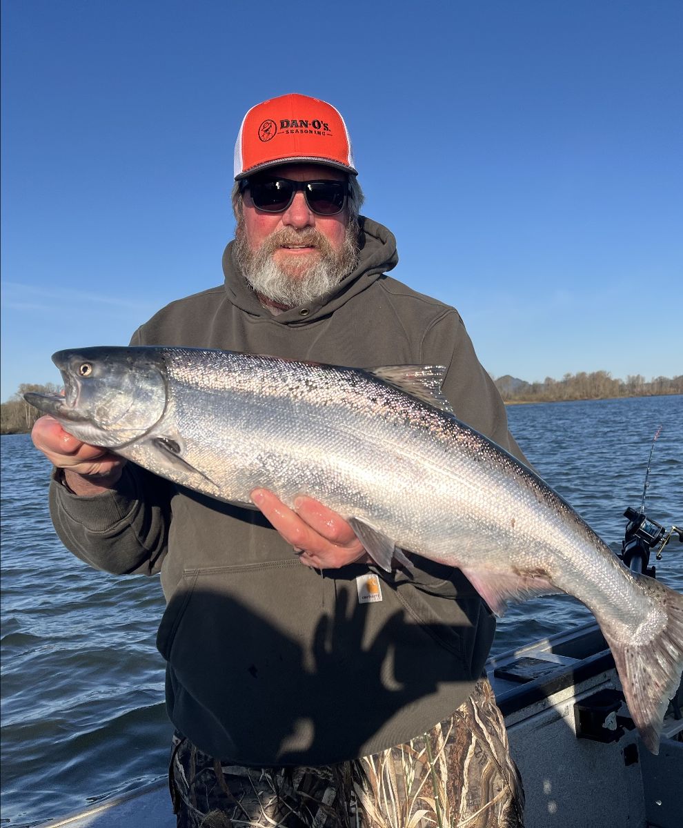 OregonFishingUS's tweet image. Offshore action is leading the charge, steelhead and early springers are still in play, and warming rivers plus fresh hatches are opening new windows for anglers. Read this week's Oregon fishing report. wp.me/p6Jd7i-1bWA

#OregonFishingReport #CatchMoreFish