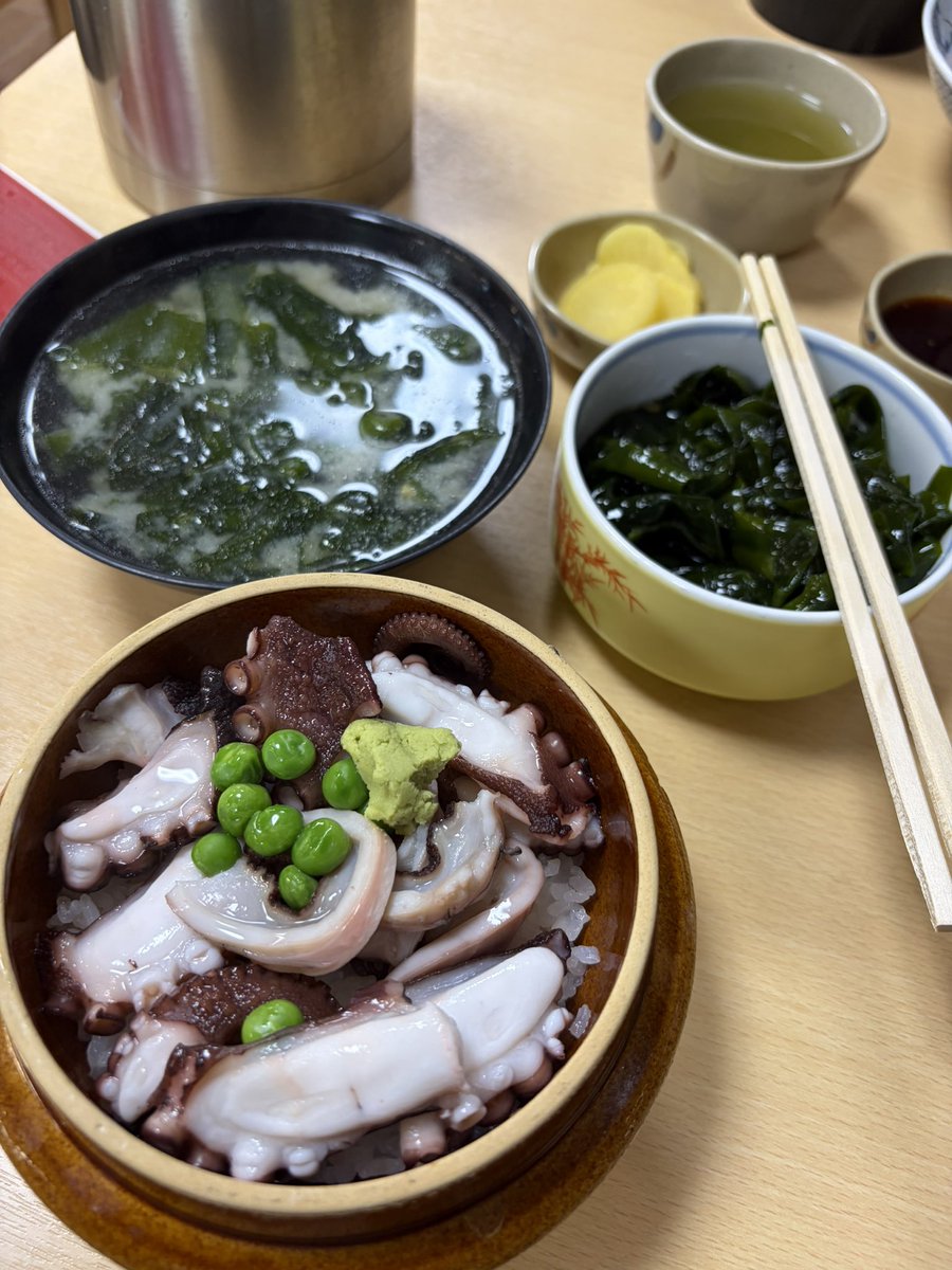 かけうどん tweet media