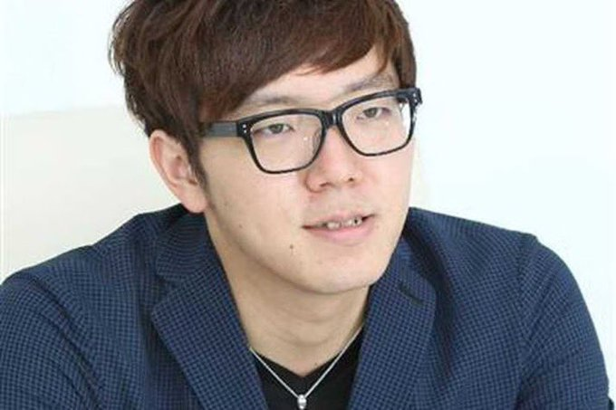【にわかに信じがたいプランを発表する15年前のヒカキン】
まずヒューマンビートボックスをやるでしょ、それを活かしてYOUTUBERとして成功するでしょ

そうなると絶対次ラーメン作れるじゃないですかぁ

そしたらもう麦茶っすよね笑