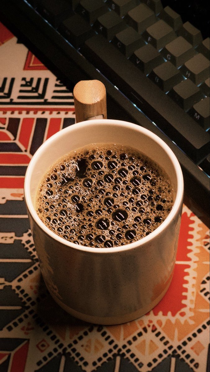 سِـين tweet media