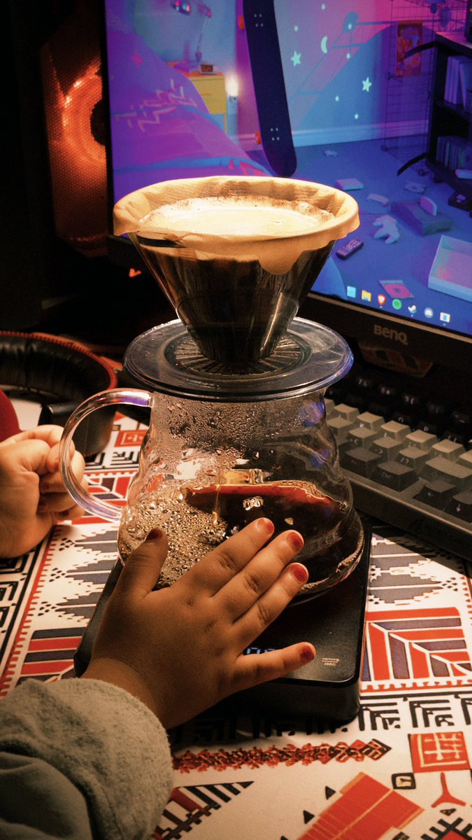 سِـين tweet media