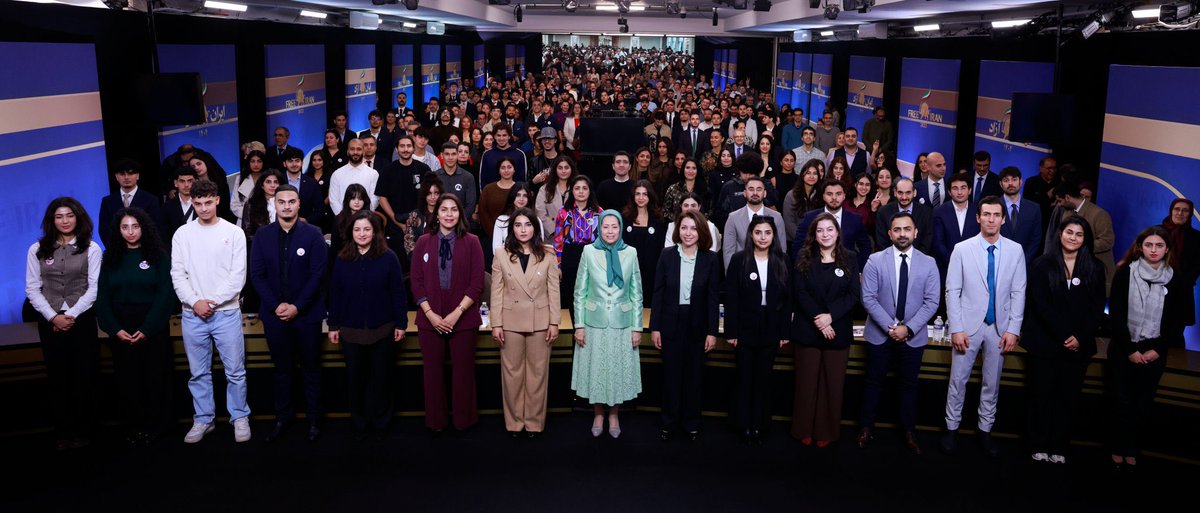 <a href="/Fahimehkhezr/">Fahimeh KhezrHeidari</a> به‌عنوان یک زن جوان ایرانی که در سوئد متولد شده‌ام، از مجاهدین و مبارزه بی‌وقفه‌شان علیه ملاها در نزدیک به ۵۰ سال گذشته عمیقاً سپاسگزارم. این‌که در این جنبش زنان در جایگاه‌های رهبری حضور دارند، برای من و نسل‌های جوان الهام‌بخش است. خداوند مجاهدین را به خاطر شجاعت و فداکاری‌شان