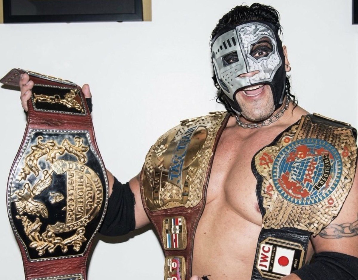 Lucha Libre Y Ya tweet media