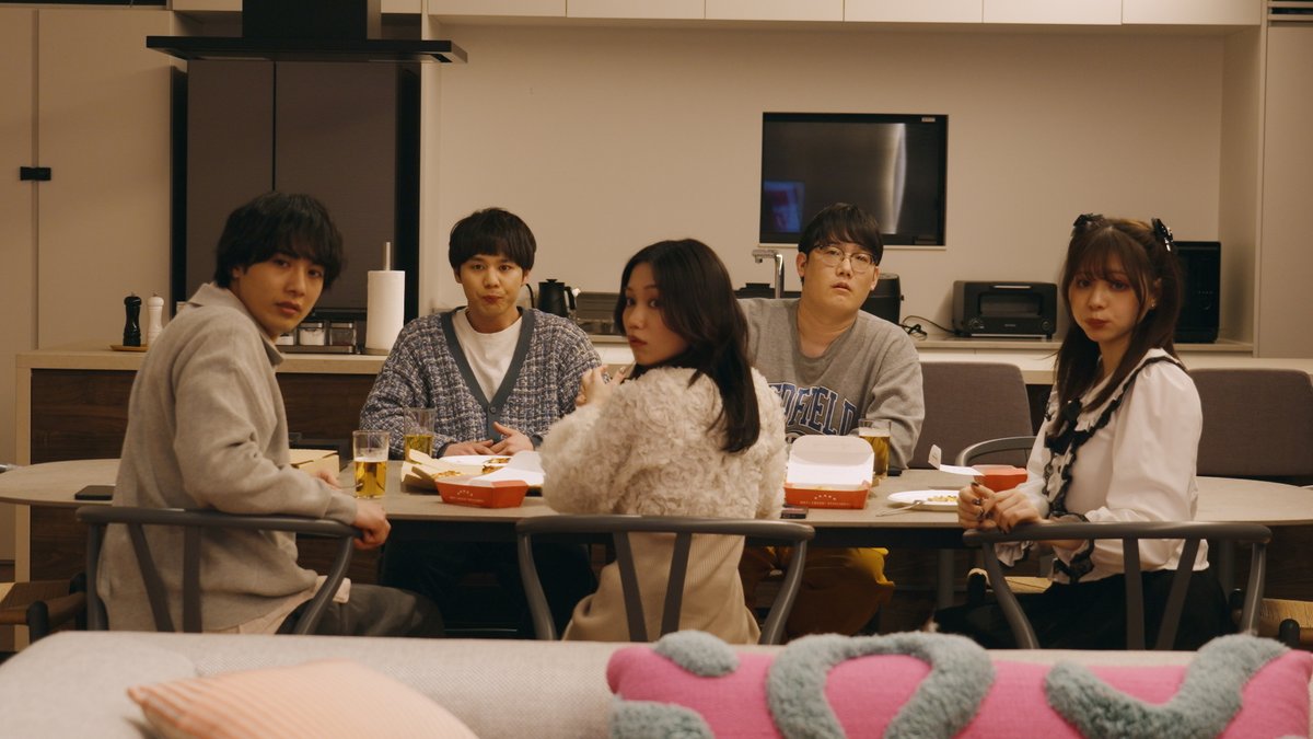 ラブミーフォローミー！公式 tweet media