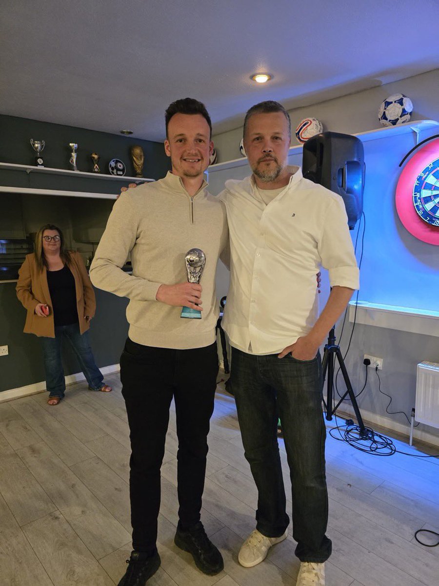 Gaz Hill tweet media