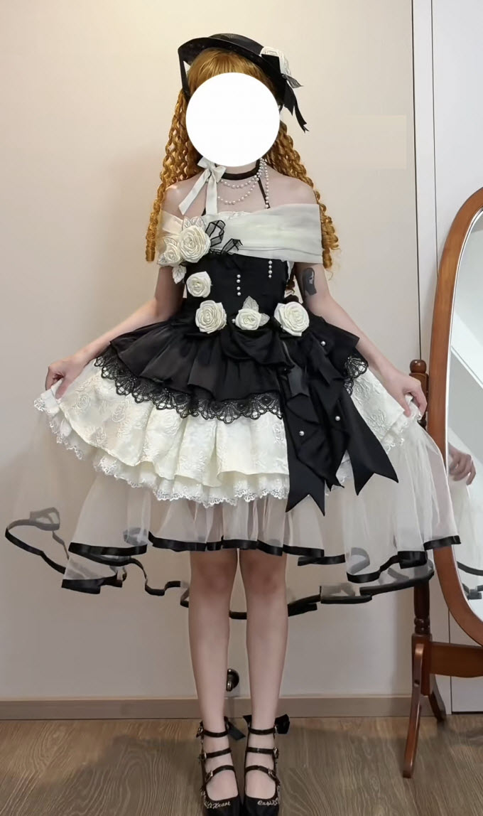 LolitaWardrobe tweet media