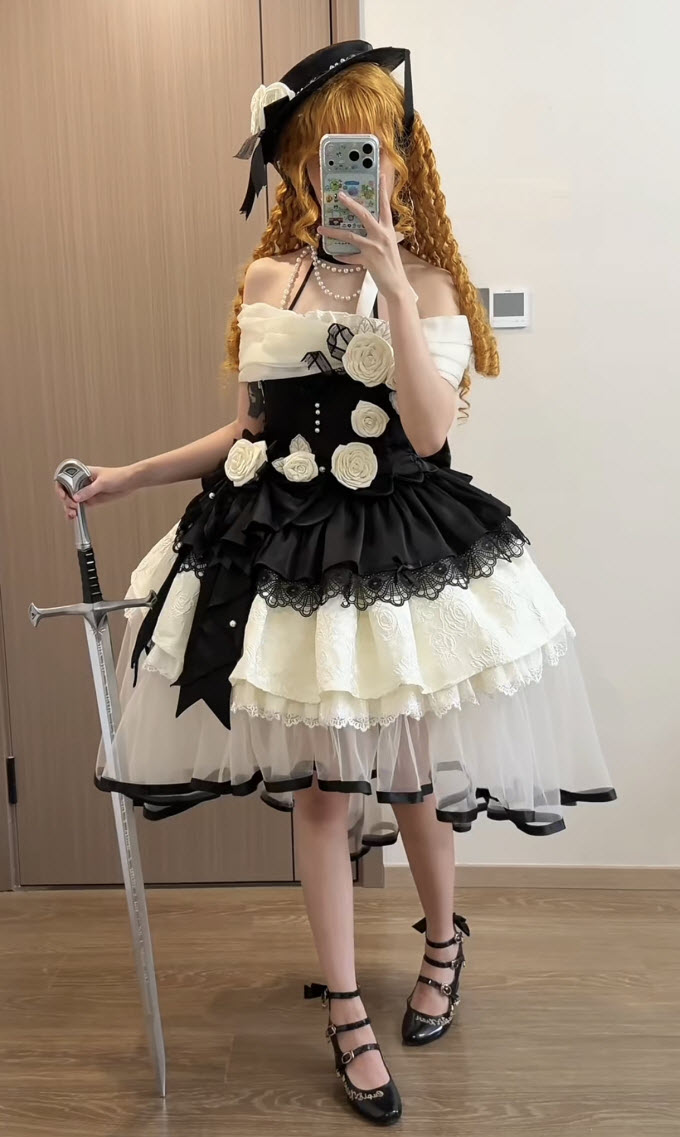 LolitaWardrobe tweet media