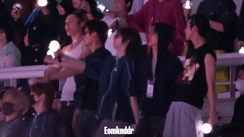 Ndr:) eomknddr tweet media