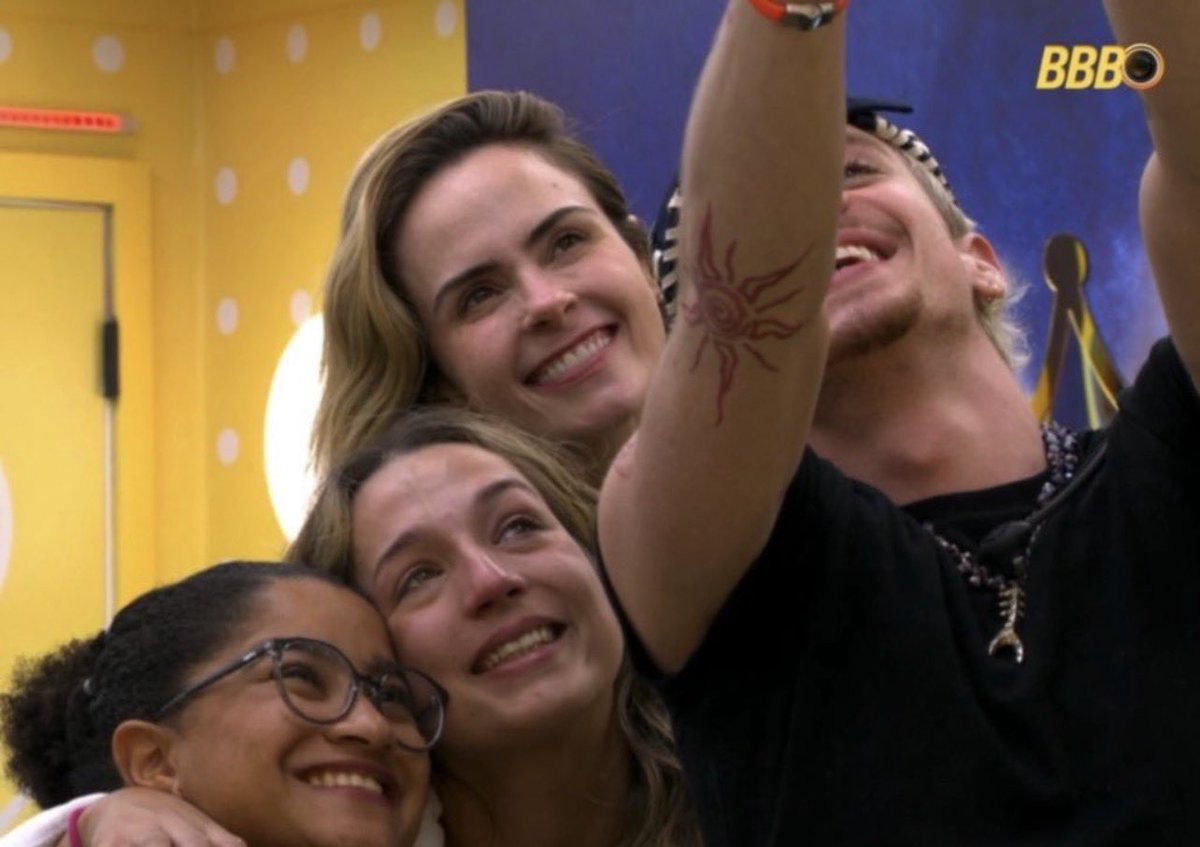 lampz sagr 💋 tweet media