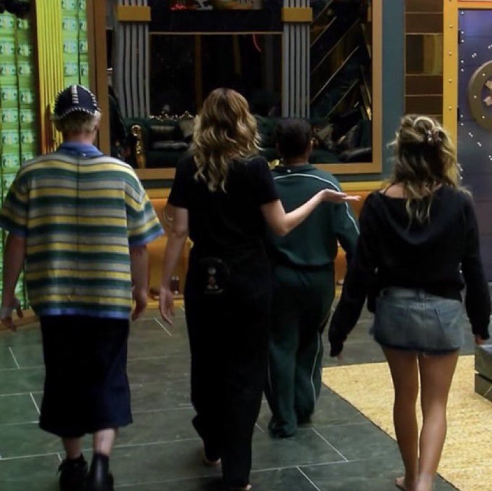 lampz sagr 💋 tweet media