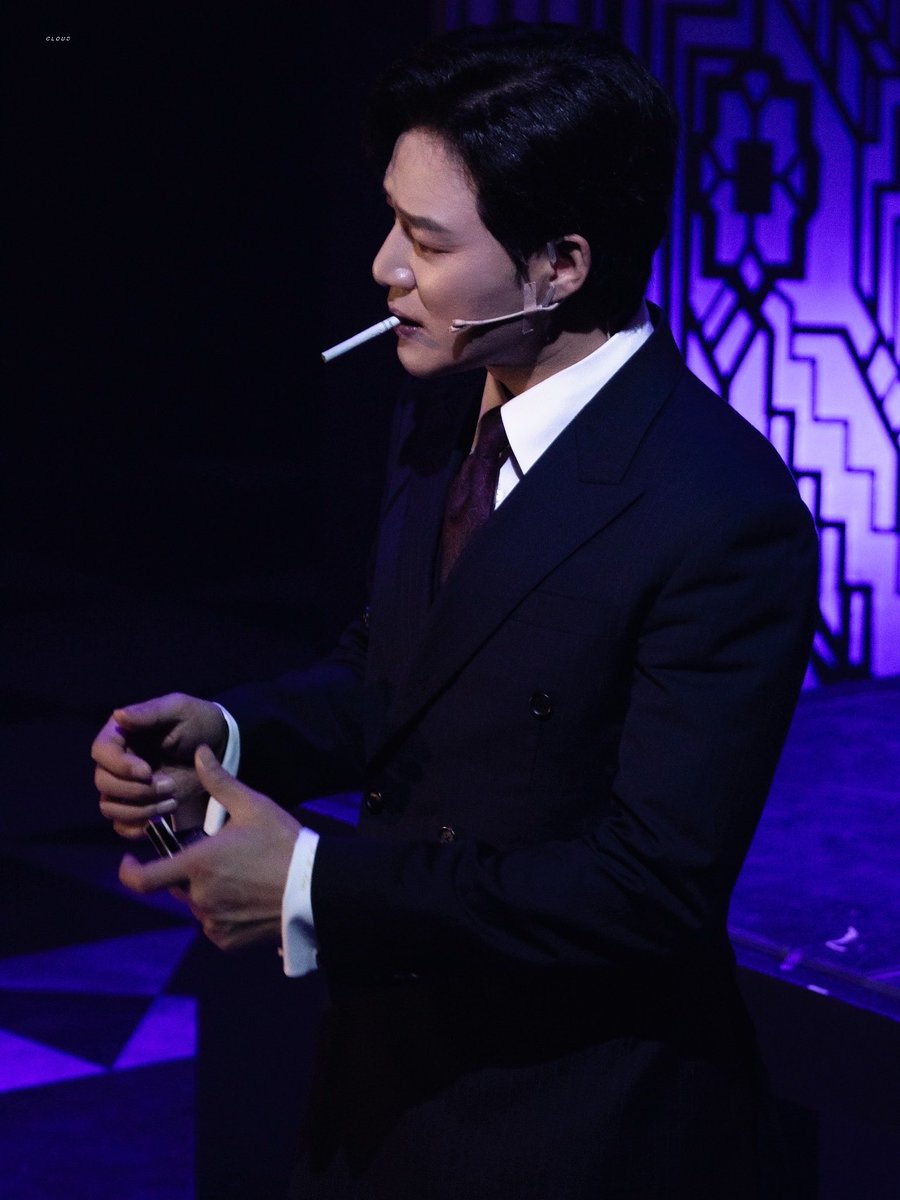 ᴄʟᴏᴜᴅ tweet media