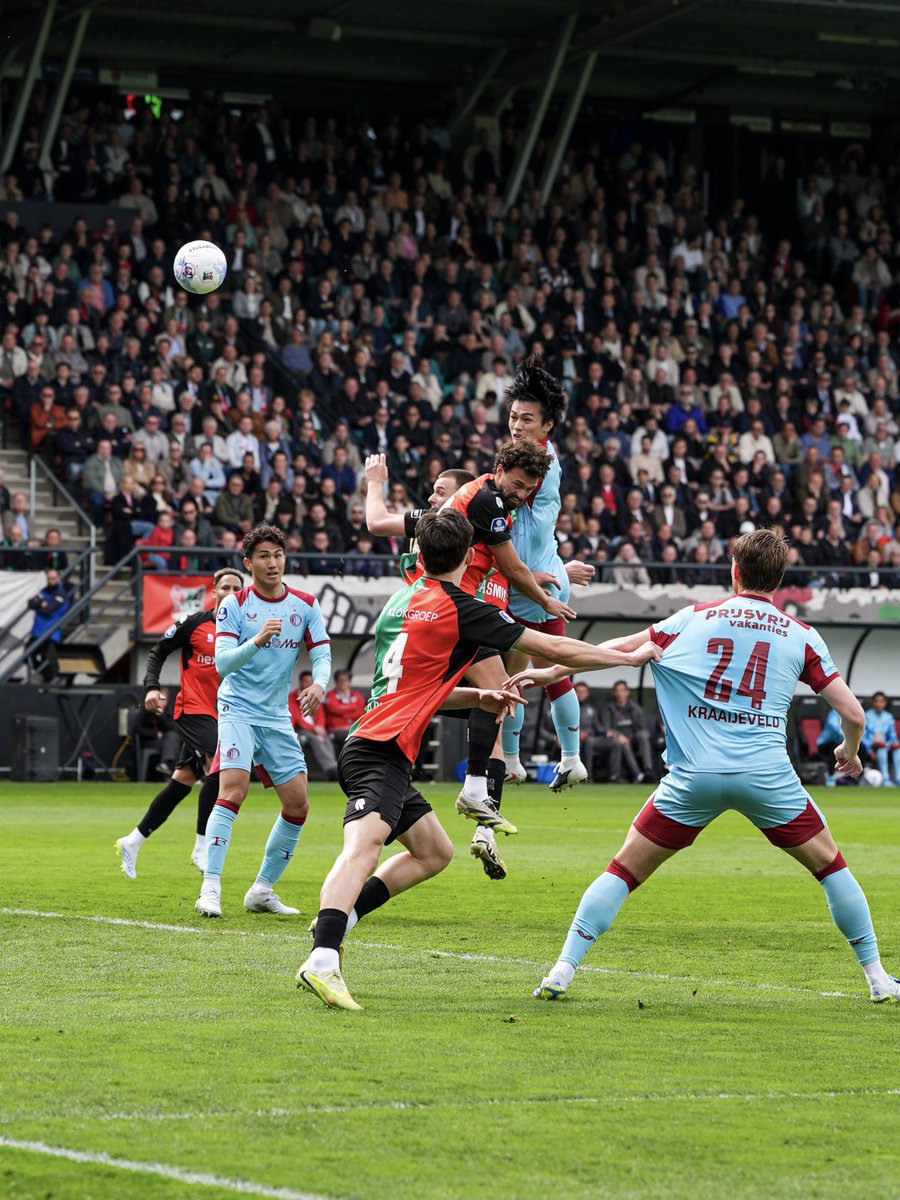 Feyenoord's tweet photo. What a header 😮‍💨

#necfey https://t.co/gfpdA0LaCh