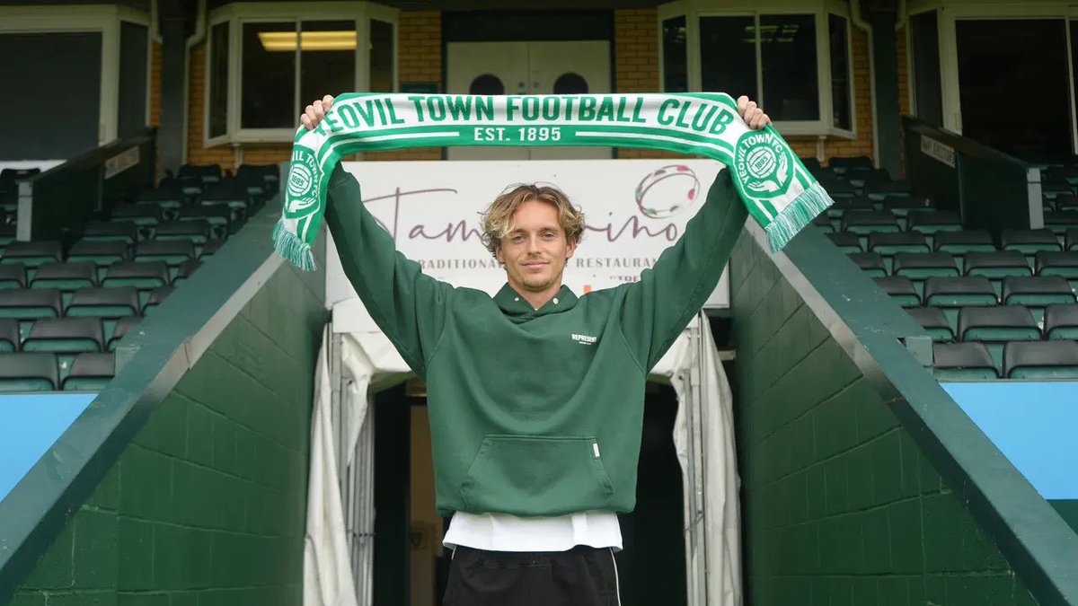 LaticsAwayDays tweet media