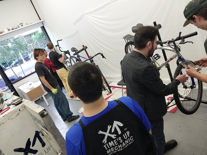 nyctimesup's tweet image. Sun   5:00 pm:
FIX YOUR OWN BIKE WORKSHOP
Use our tools with the help of volunteer mechanics and fix your own bicycle and power yourself and save the world.
626 E 14th Street, New York #TIMESUP