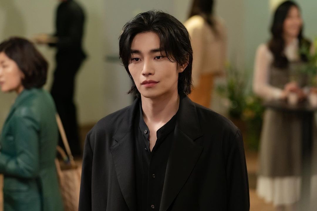 𝖧𝗂𝗇𝖺 tweet media