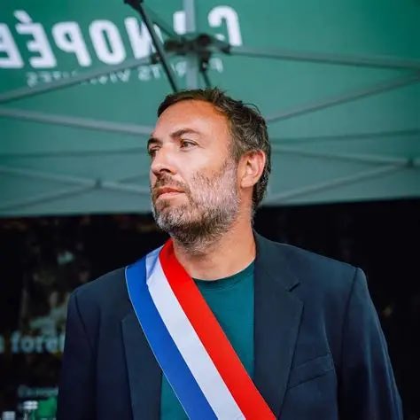 L’Observateur_X tweet media