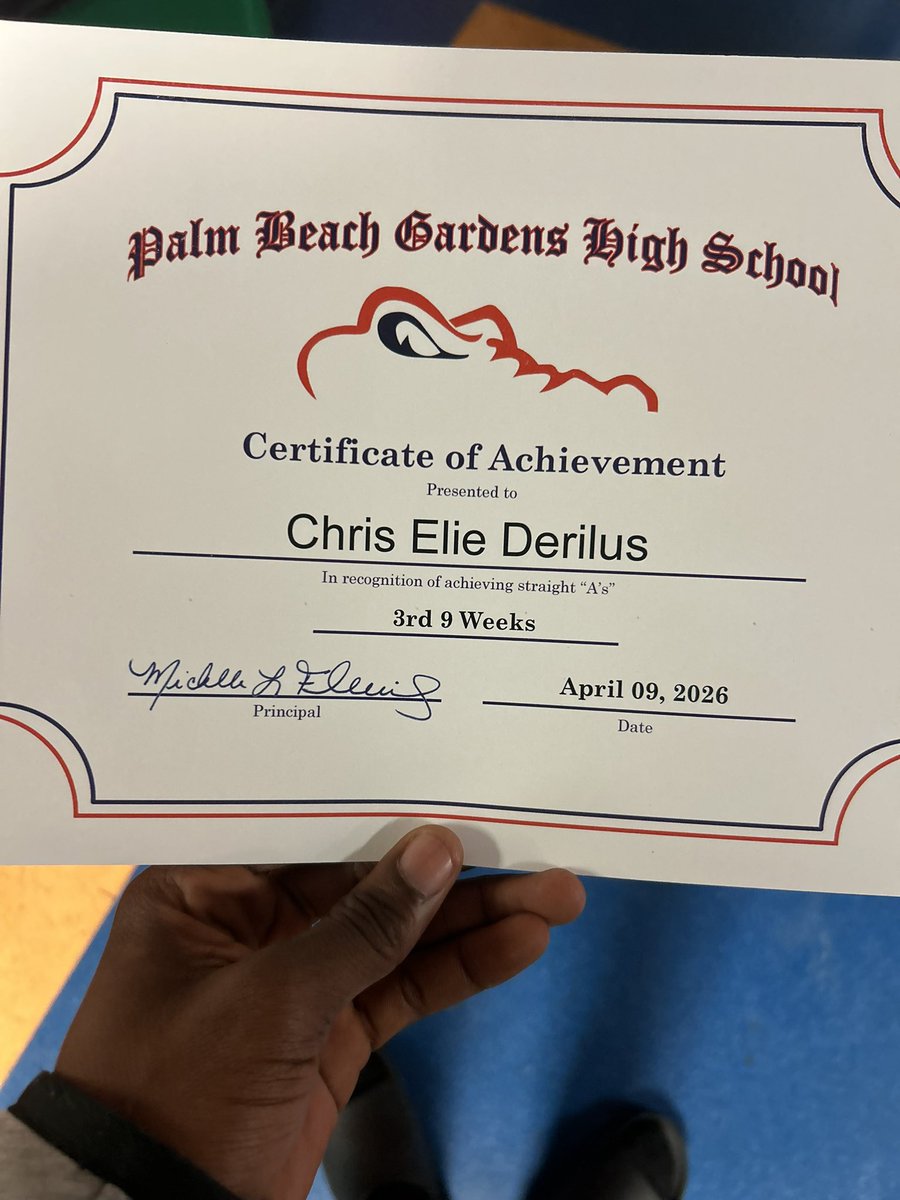 deril59373's tweet photo. Chris Zoe boy Derilus student athlete https://t.co/PPMkeyaIur