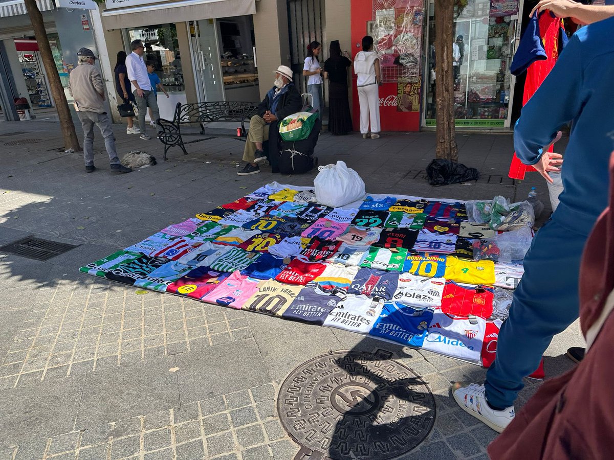 VOX Sevilla capital tweet media