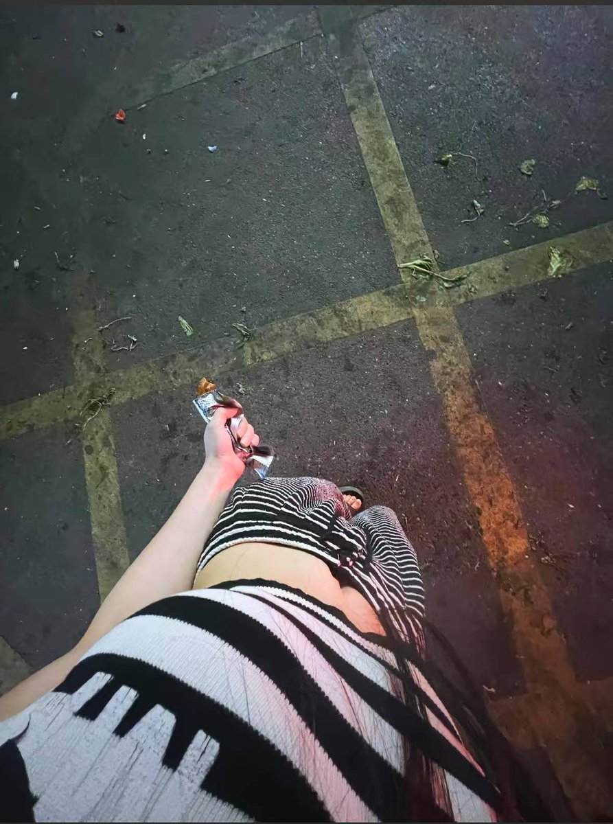 每天都好困 tweet media