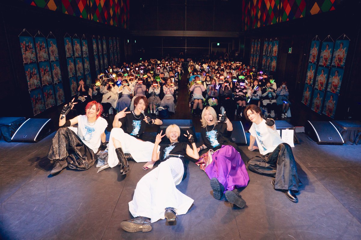 XLAMP2020's tweet image. 【御礼】

XLAMP 6th ANNIVERSARY LIVE2026
-天翔- 満員御礼

ご来場・ご声援、誠にありがとうございました。

六年の刻を越え、
こうして皆様と同じ時を分かち合えたこと、
心より御礼申し上げます。

決して平坦ではなかった道のりも、
支えてくださる一人ひとりの存在があったからこそ、