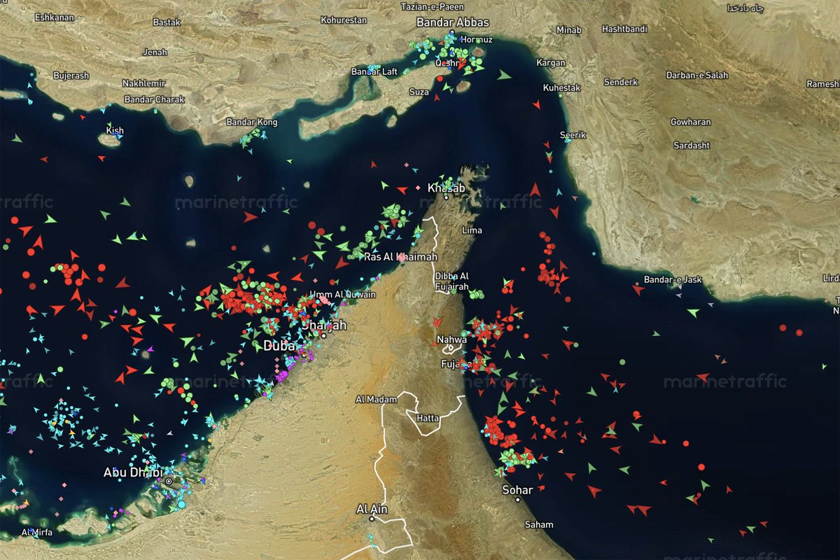 Currentreport1's tweet image. JUST IN:

Trump announced that the US navy will immediately begin blockading any ships trying to enter or leave the Strait of Hormuz and has ordered the US navy to seize any civilian vessels in international waters that have paid tolls to Iran.