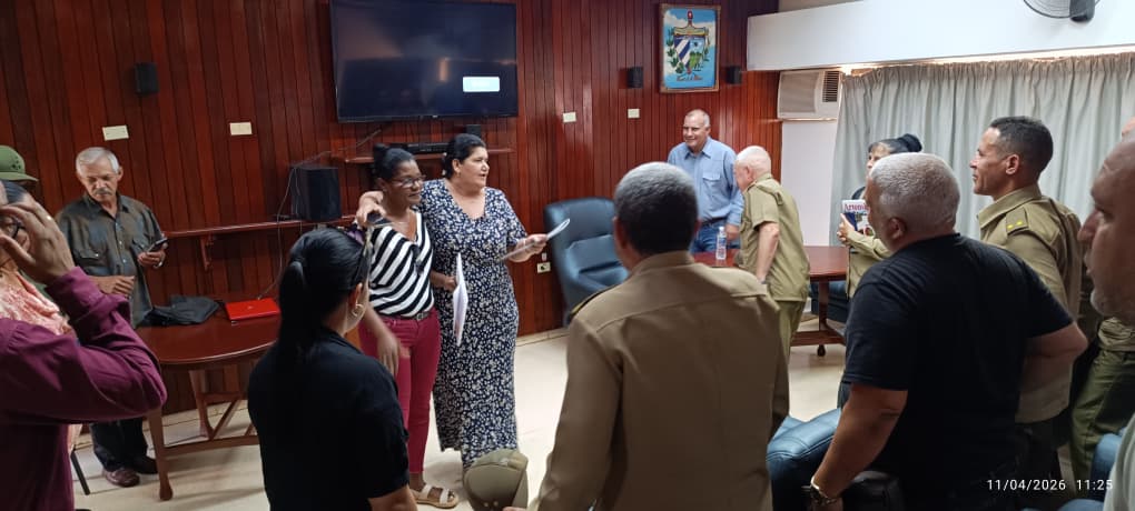 GladysArtemisa's tweet photo. Nuestra  provincia #Artemisa recibió la visita del Colegio de Defensa Nacional (#CODEN ). Una oportunidad  para fortalecer la preparación, la cooperación y el compromiso con la defensa 🇨🇺 en las condiciones actuales.
¡Viva la Revolución Cubana 🇨🇺!
@DiazCanelB 
@MinfarC https://t.co/kCb4zrHVal