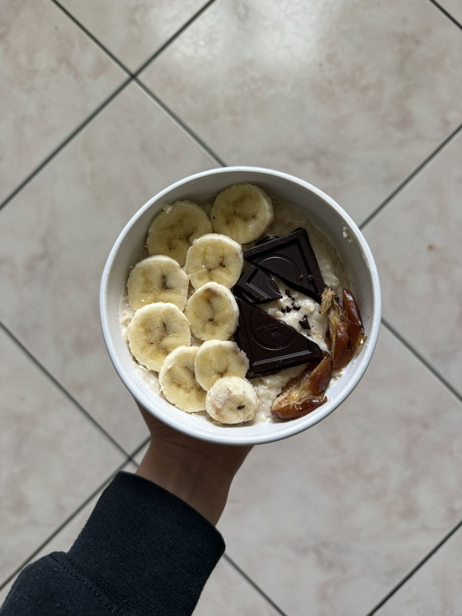 angie 𝜗𝜚˚⋆ tweet media