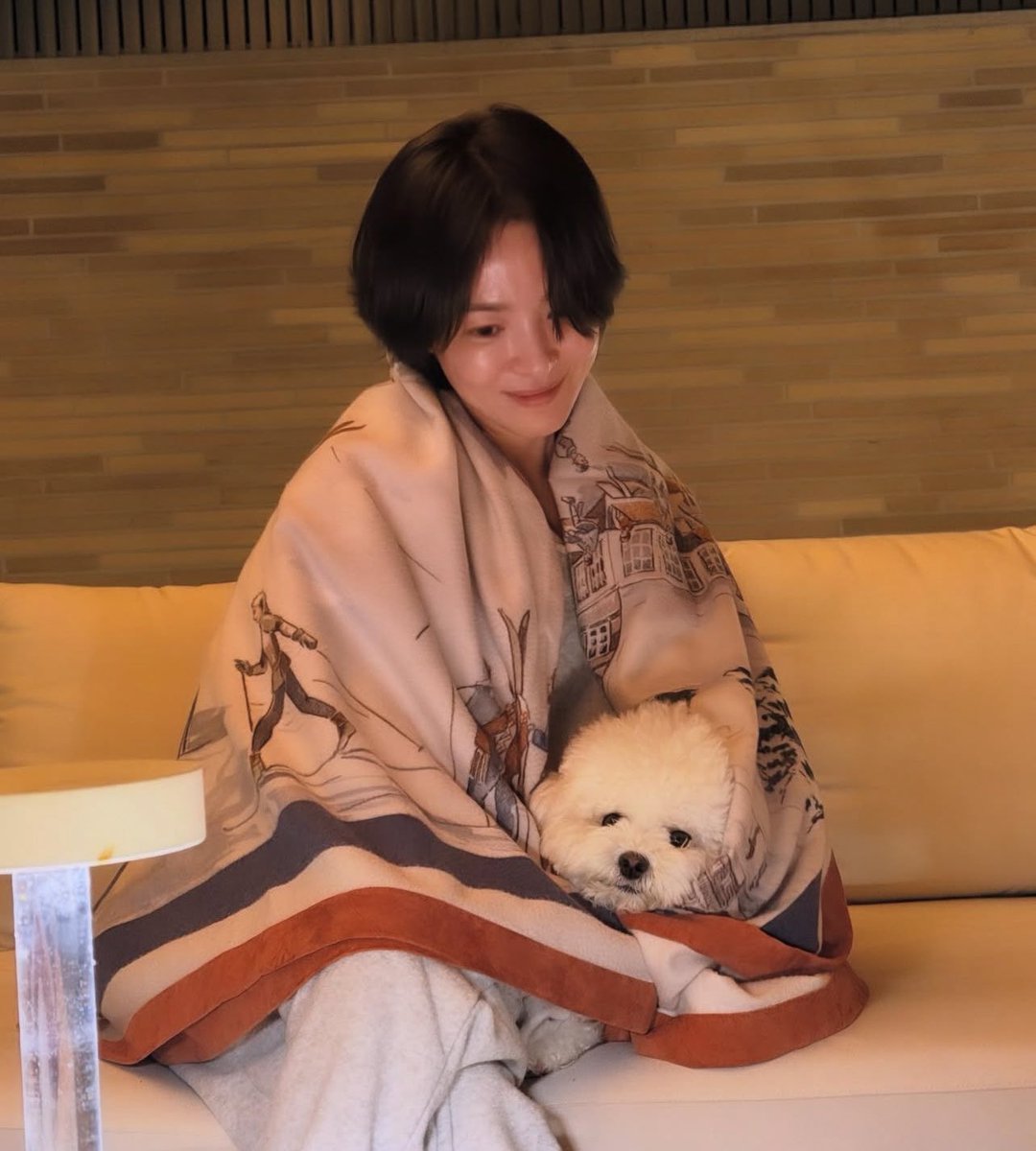 ShkUnion's tweet photo. #SongHyeKyo latest post 🥰🐶💕🌸💐🌷🌻 https://t.co/HrgxHGB7ca