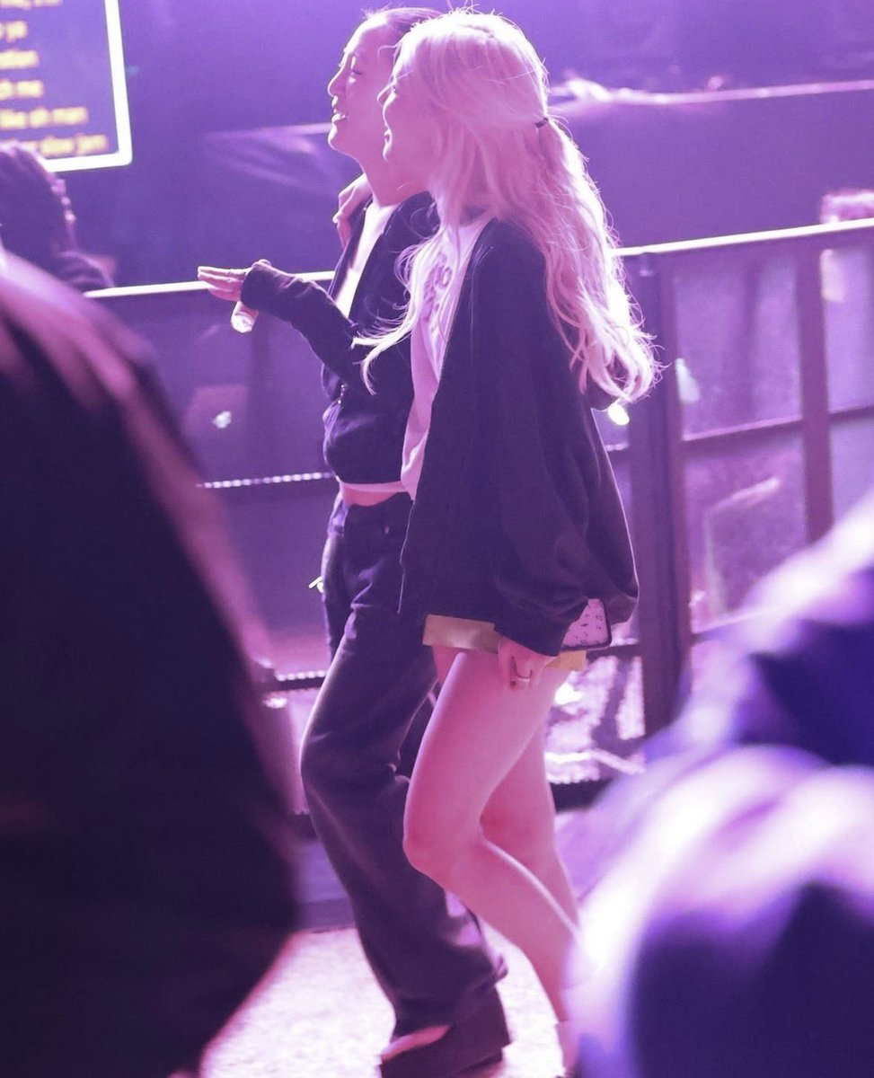 charlie¹ tweet media