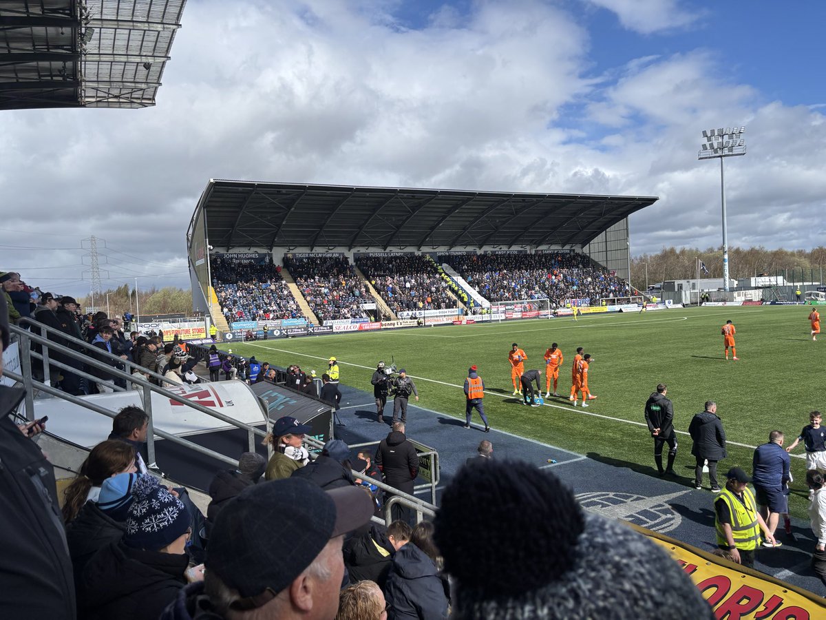 Falkirk Daft tweet media