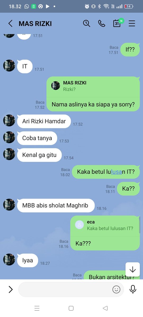 our_apple's tweet photo. wkwkwk kicep dia, dia ngegunain identitas orang lain, ngaku ngaku orang lain padahal duar kenyataan nya mau nipu lo. 
Masss.rizkiit ini  id line nya ya guys 
Hati hati https://t.co/hnXxkBh9Ba