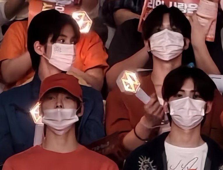 .☘︎ ݁˖ tweet media