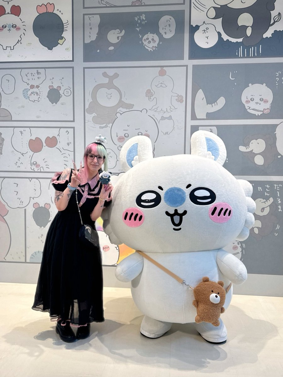 bestgirlyazy's tweet photo. I got to meet chiikawa and momonga today 🥹🫶 https://t.co/XaZpLJ0yT7