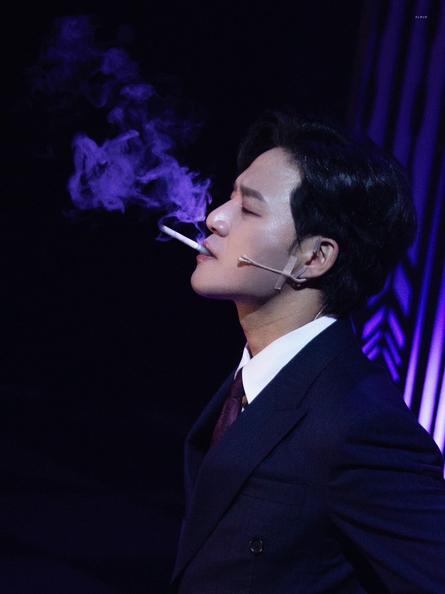 ᴄʟᴏᴜᴅ tweet media