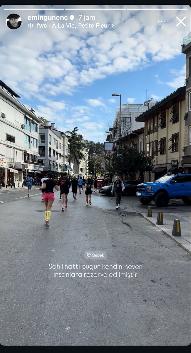 rudiria67's tweet image. No wonder suddenly running in the morning turned out to be in the same place as this girl and they were following each other too @emingunenc_ @ilsudemircii #arafta #emingunec #ilsudemirci