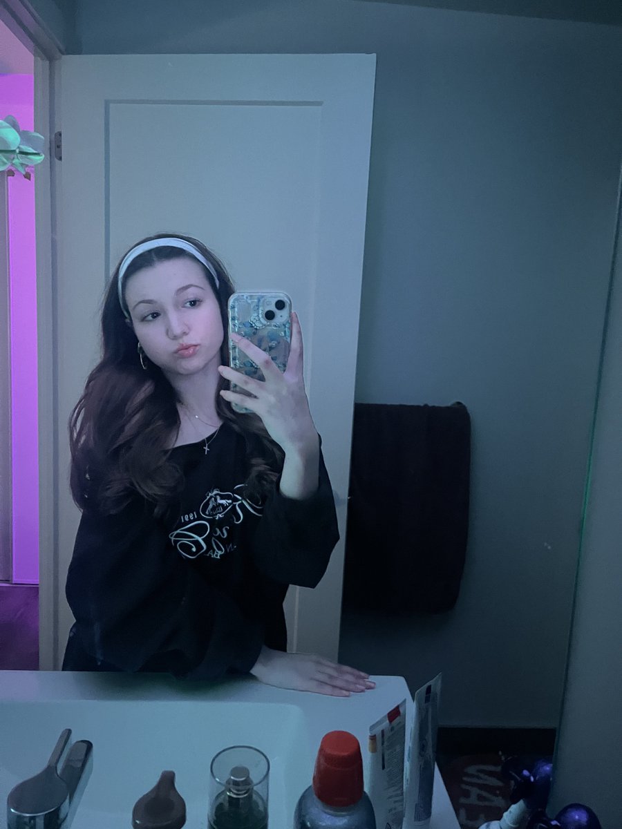 JFHaileyy's tweet photo. :* :p :o https://t.co/CxI77cDbr5