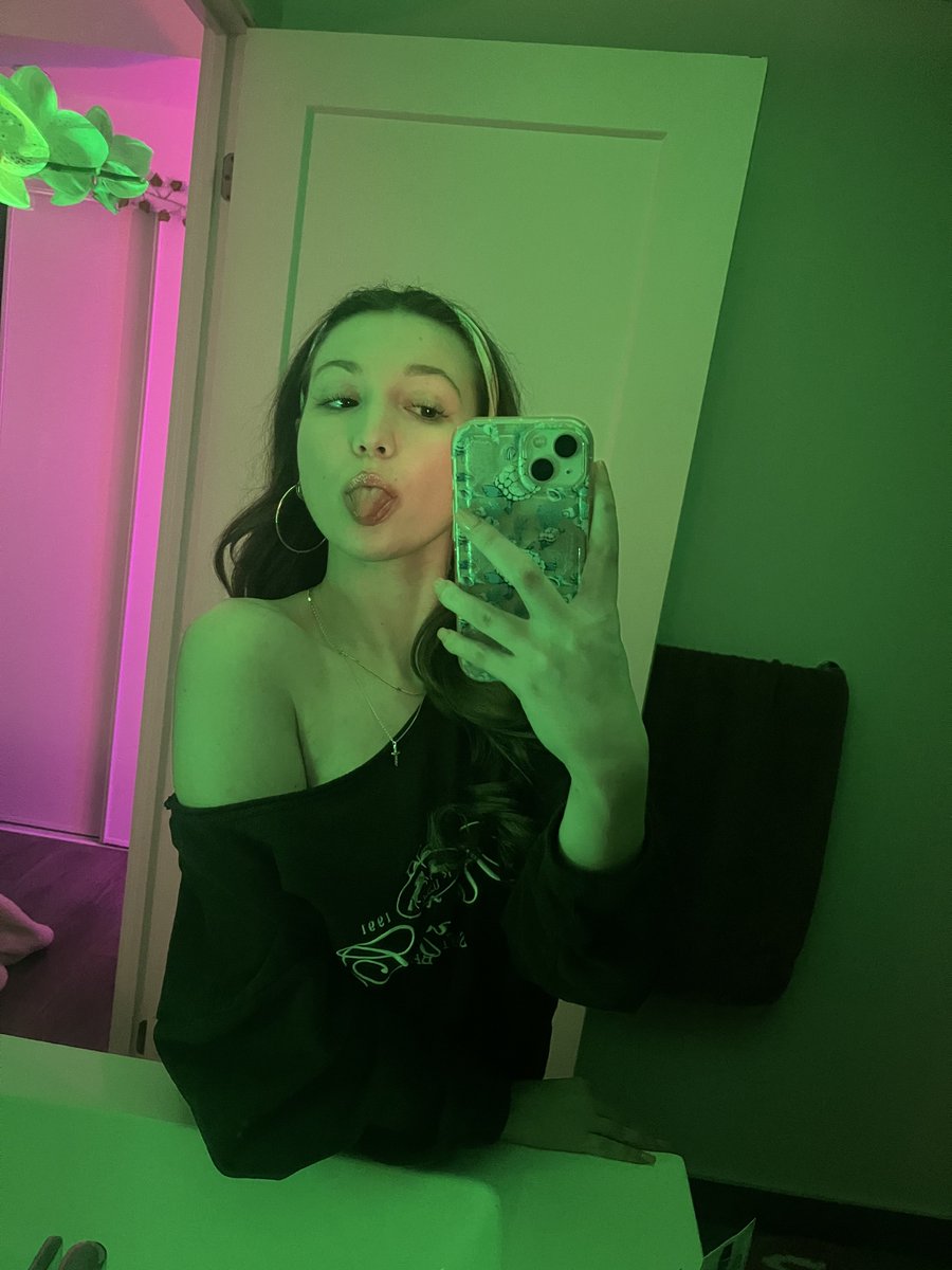 JFHaileyy's tweet photo. :* :p :o https://t.co/CxI77cDbr5