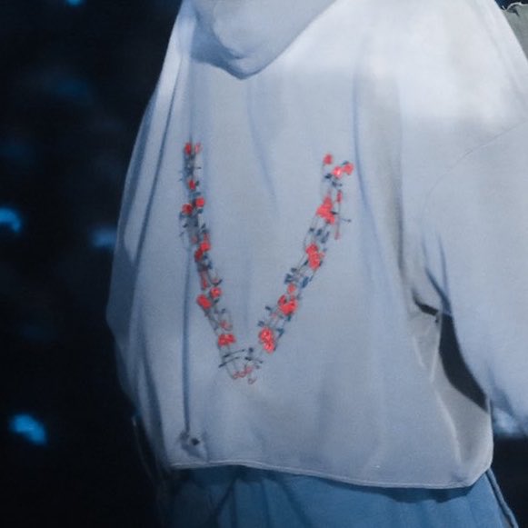 ੯‧̀͡⬮ tweet media