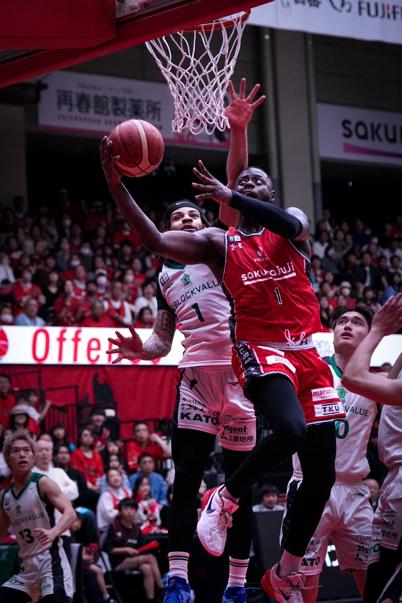 あかね tweet media