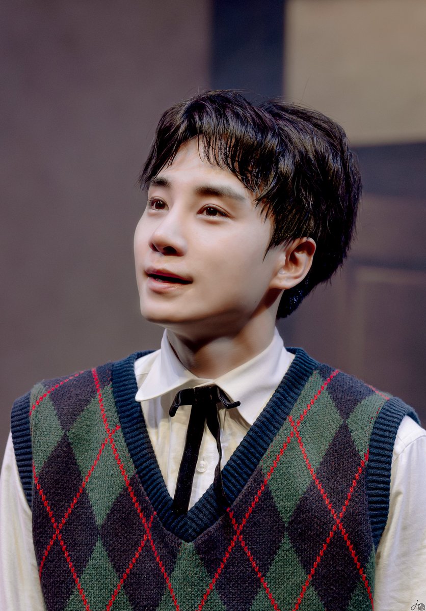 J__record's tweet photo. 260324 오펀스 커튼콜

필립 𝐏𝐇𝐈𝐋𝐋𝐈𝐏 | 김시유

#오펀스 #김시유 https://t.co/dNXlbgnEgV
